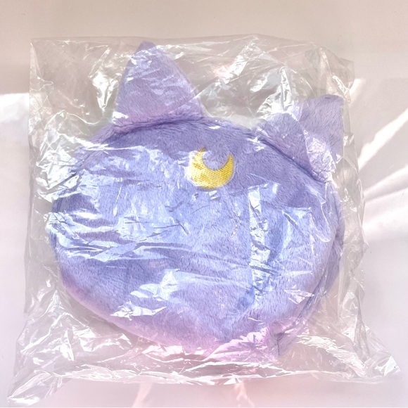 Sailor Moon Ichiban Kuji "Girl's Party" - Luna Make Up Pouch- - Picture 2 of 3